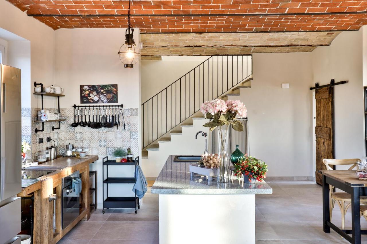Вилла Nº18 A Private Country Hideaway In Monferrato Альфьяно-Натта Экстерьер фото